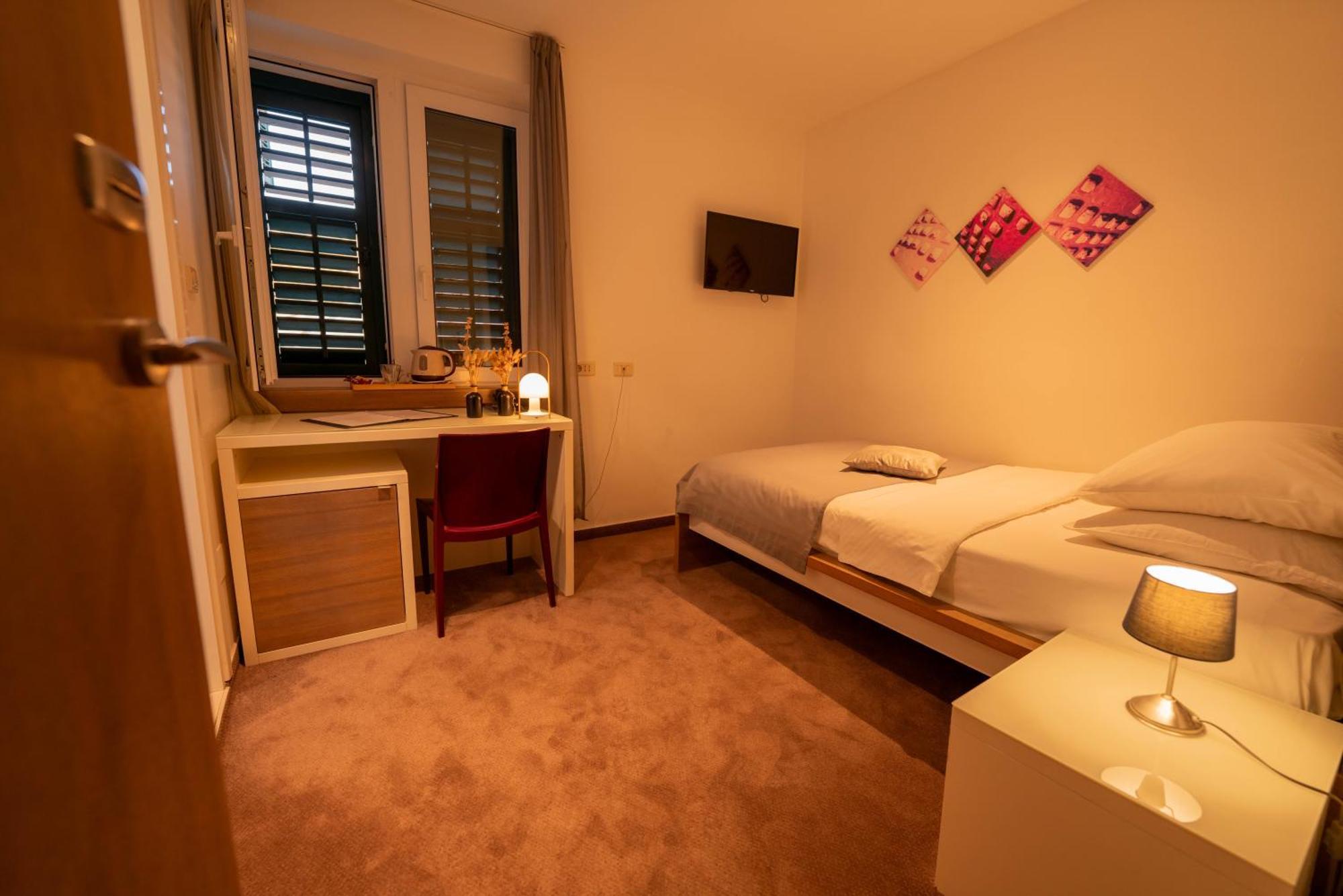 Slavija Culture Heritage Hotel Split Luaran gambar