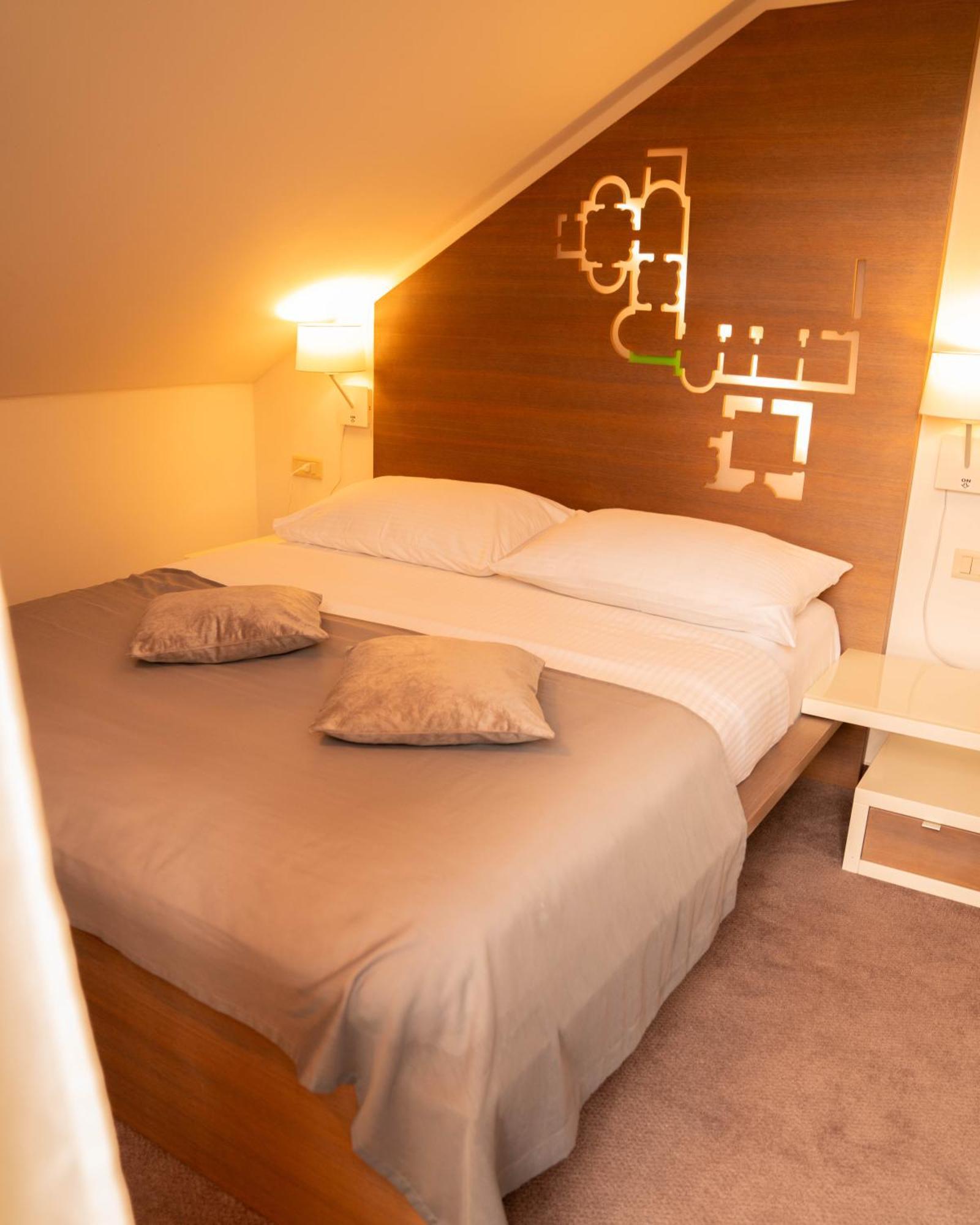 Slavija Culture Heritage Hotel Split Luaran gambar