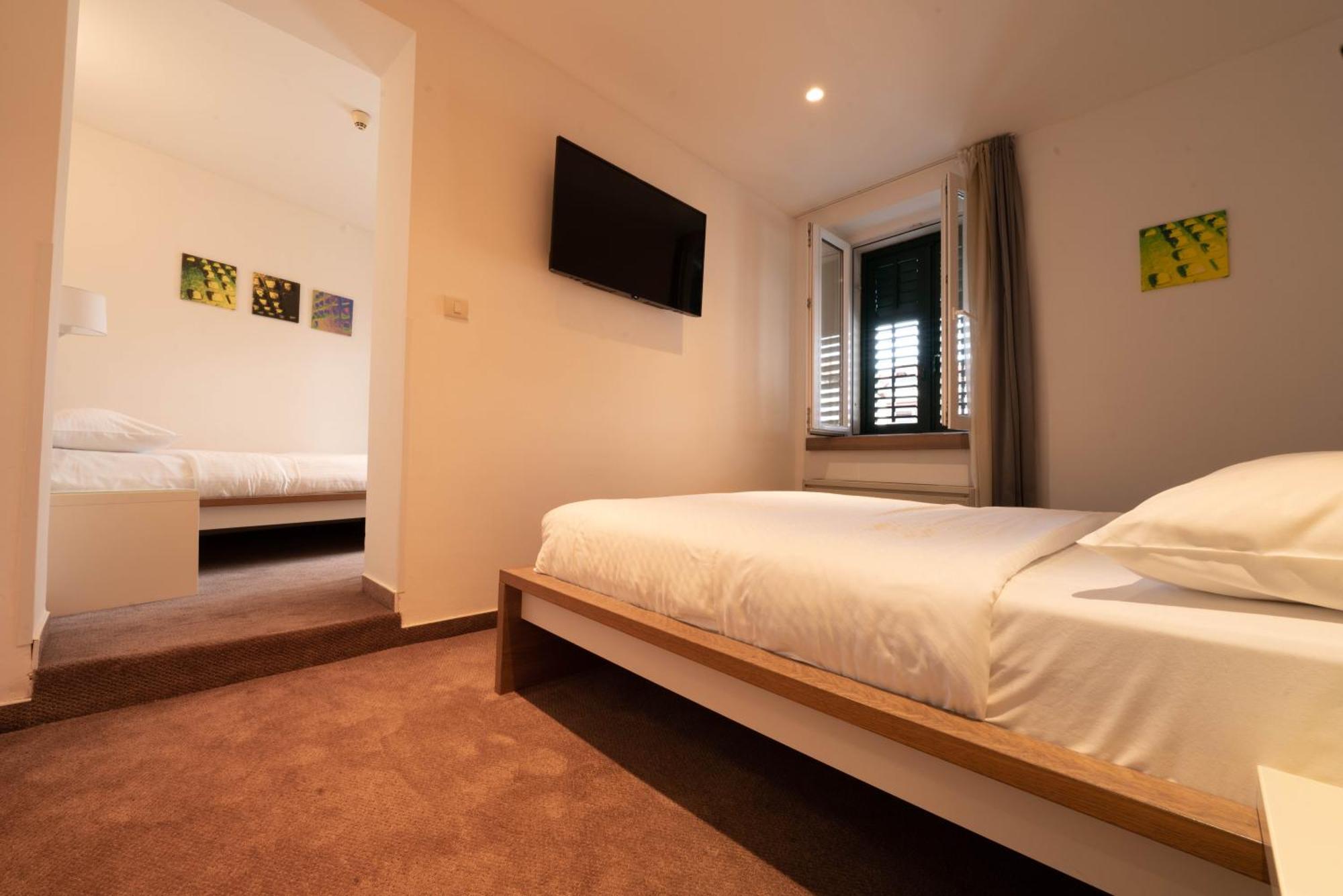 Slavija Culture Heritage Hotel Split Luaran gambar