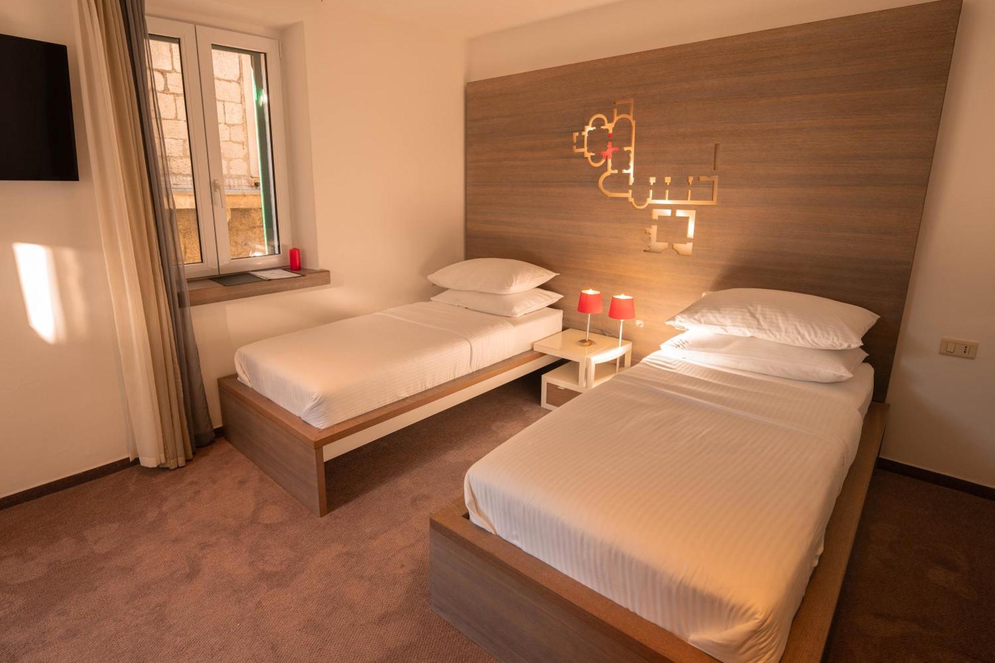 Slavija Culture Heritage Hotel Split Luaran gambar
